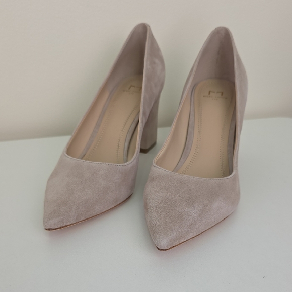 Marc Fisher Shoes - Marc Fisher Taupe Suede Heels.  Size 7 1/2